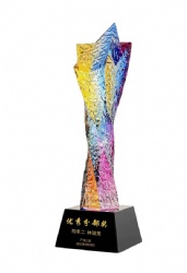 Twisted Color Crystal Award